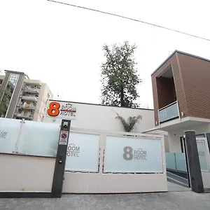 Hotel 8room, Catania