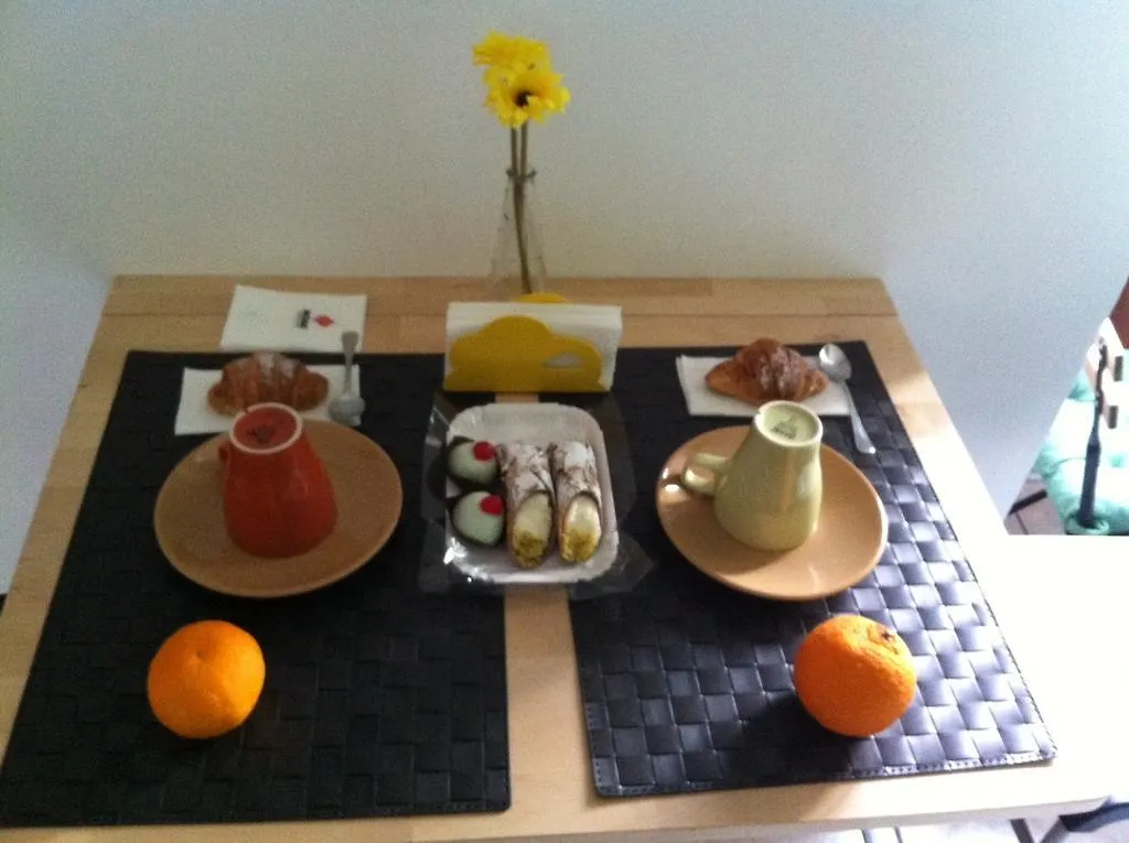 Bed & Breakfast Platamone Rooms CTA Italien